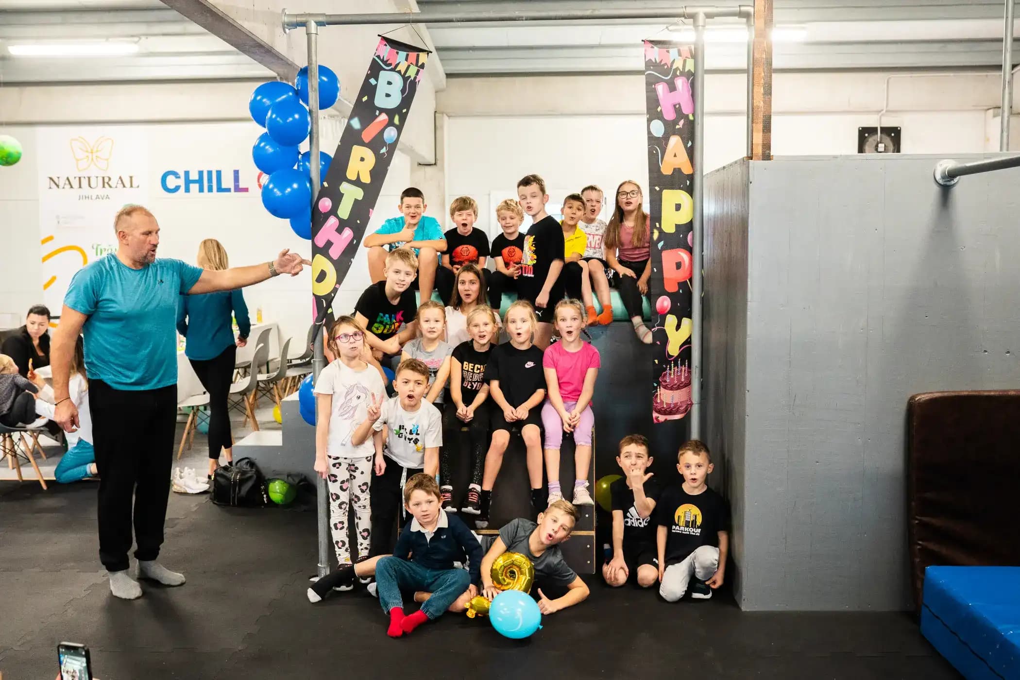 hromadne foto na oslave